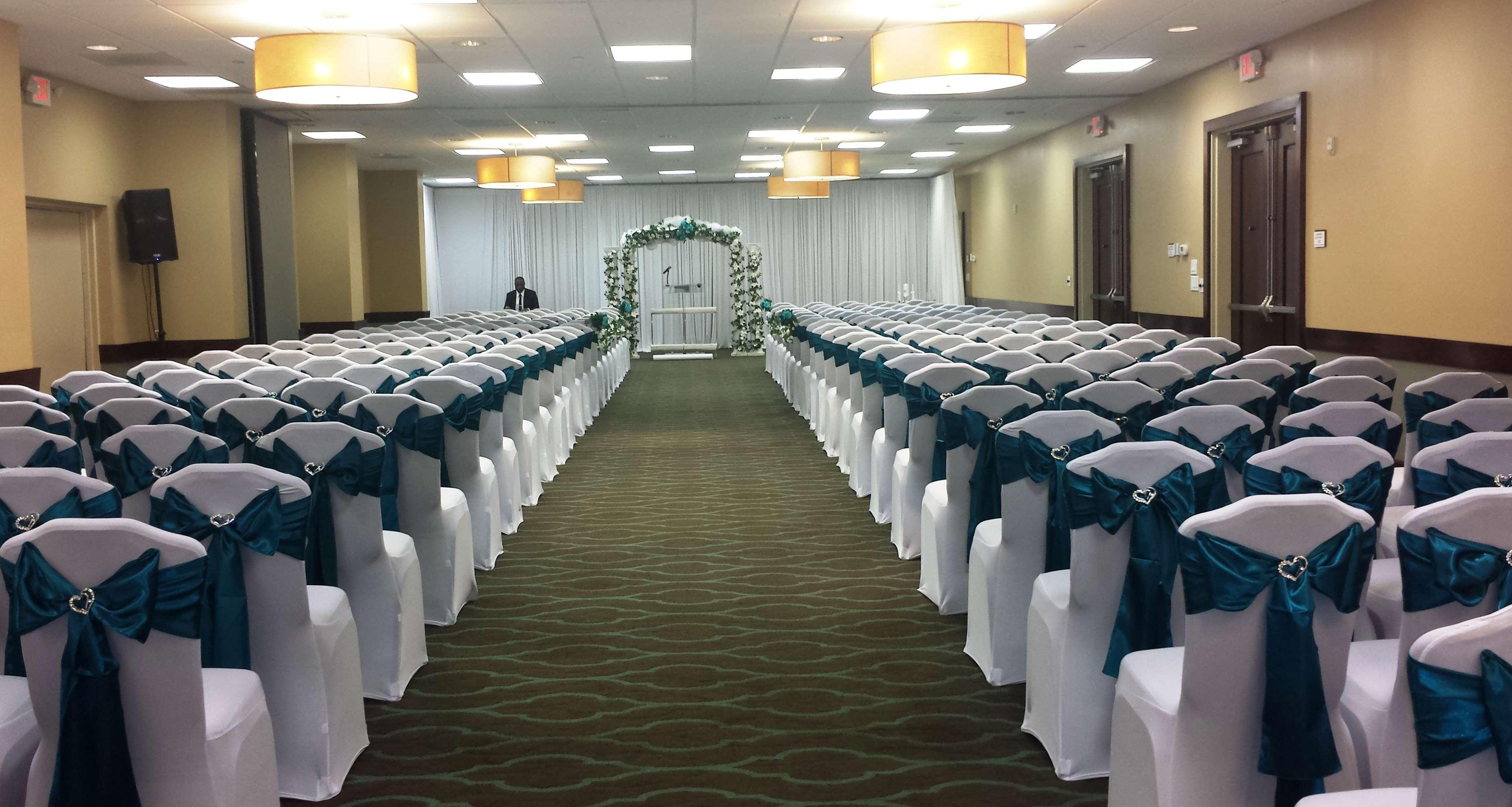 Embassy Suites By Hilton Dallas Market Center מראה חיצוני תמונה
